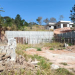 Terreno em Atibaia com 681 metros, pronto para construir, excelente localização, aceita financiamento