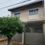 Sobrado 5 quartos.