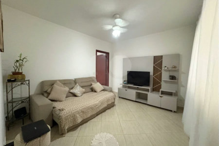 CASA NO JARDIM ACAPUCO