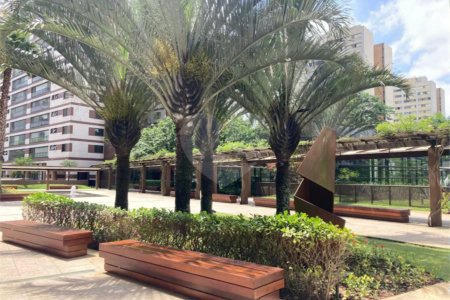 Apartamento para alugar com 4 suítes em Chácara Santo Antônio, São Paulo, SP