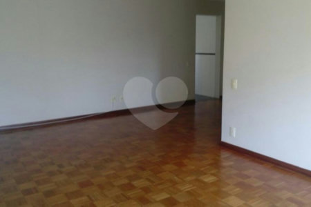 Apartamento 3 quartos - 1 suite - Campo Belo