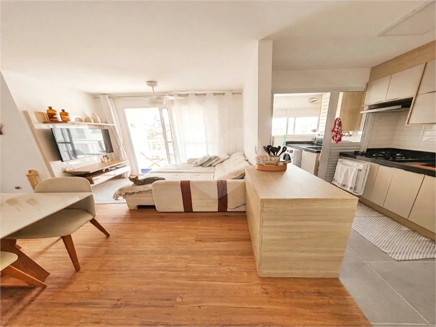 Apartamento à venda com 3 quartos em Vila Nova Parada, São Paulo, SP