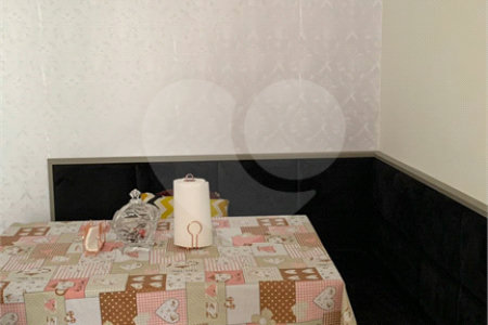 Apartamento no Condomínio Parque dos Manacás.