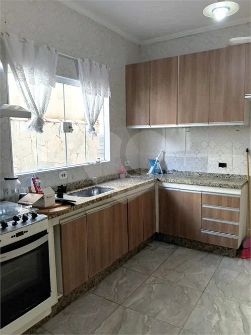 Casa térrea com 2 dormitórios à venda no Reneville, em Mairinque!