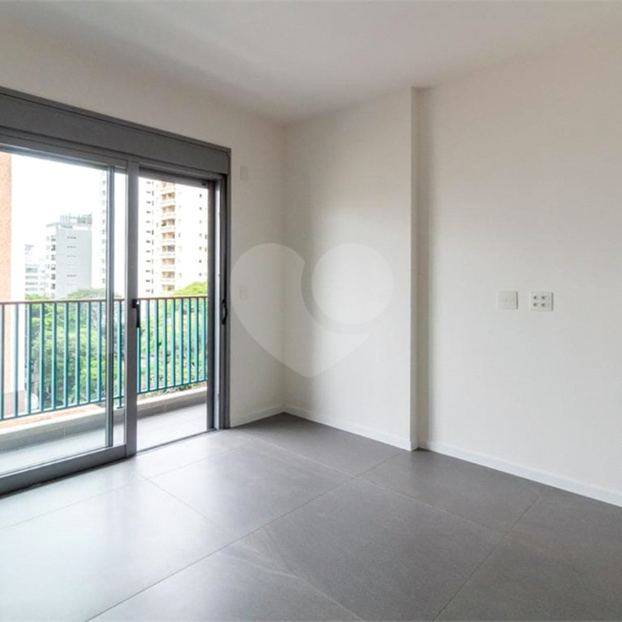 Apartamento à venda com 64m² em Indianópolis – 1 dormitório e 1 vaga