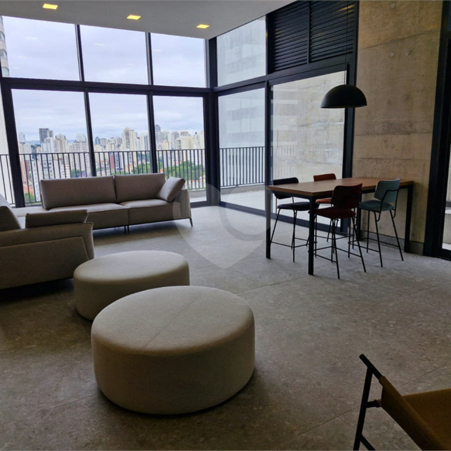 Apartamento venda Vila Mariana, 31m², 1 dormitório, contrapiso, lazer, próximo metrô