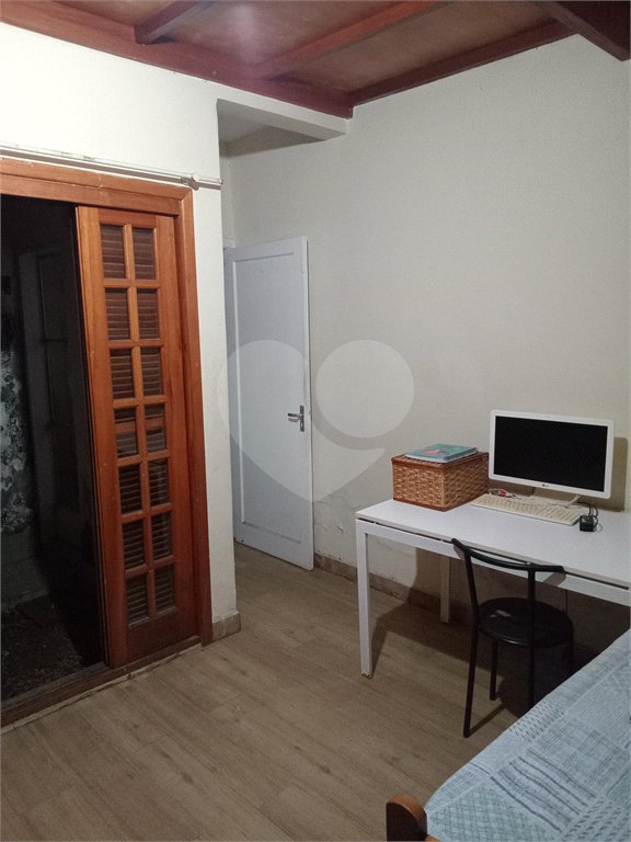 Casa térrea de 90² no Campo Belo com 2 dormitórios e vaga de garagem