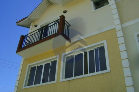 Casa à venda com 3 quartos, sendo 1 suíte, no condomínio Res Green Ville, São Paulo - SP