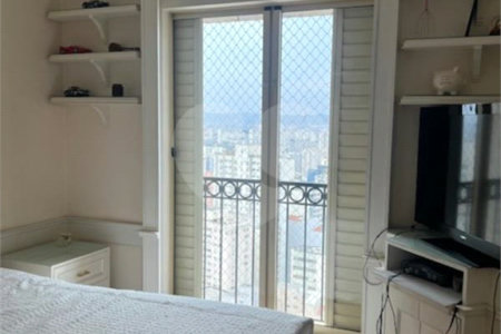 Apartamento à venda com 4 suítes em Santa Cecília, São Paulo, SP