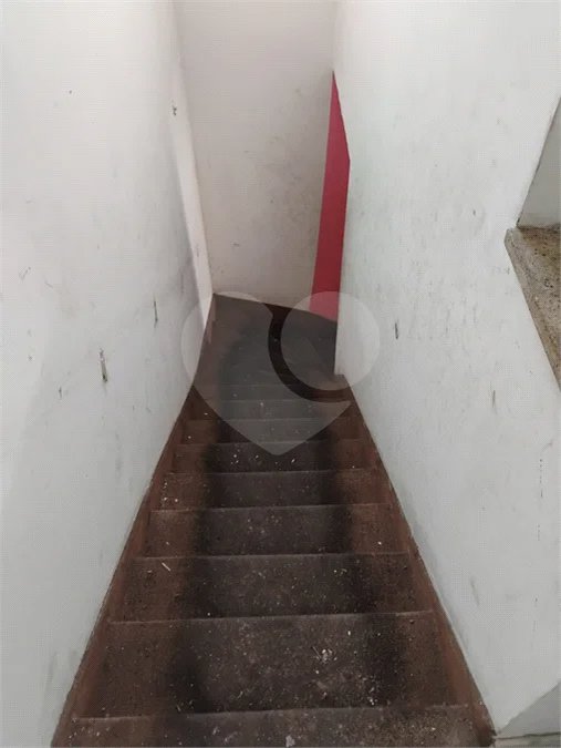 Sobrado na Vila Santa Catarina — 121 m² | Esquina Estratégica