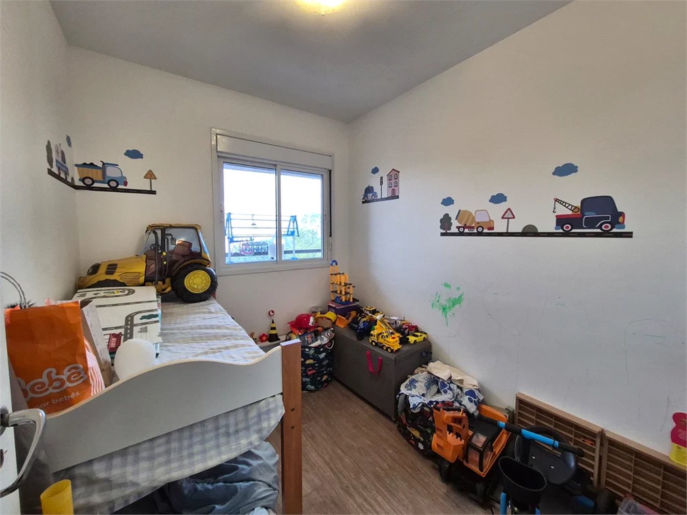 Apartamento à venda no Morumbi - são 70m2, 3 quartos, 1 suíte, 1 vaga coberta