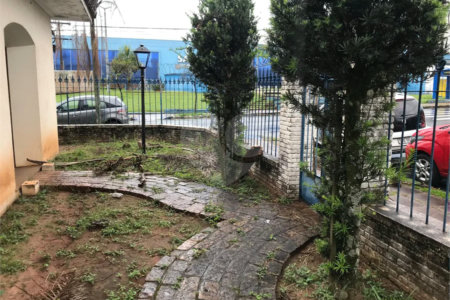 CASA À VENDA COLOCADA COM A SANTA CASA