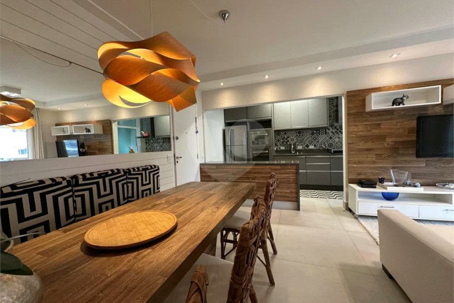 Apartamento à venda com 3 quartos, sendo 2 suítes,  em Riviera de São Lourenço, Bertioga, SP