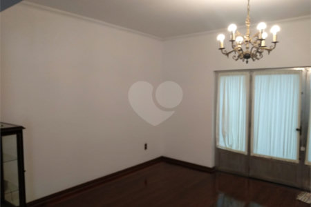 Sobrado à venda com 3 quartos, sendo 1 suíte, em Vila Mascote, São Paulo, SP