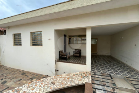 Casa a venda na Cidade Jardim com 3 dormitorios e 1 suite