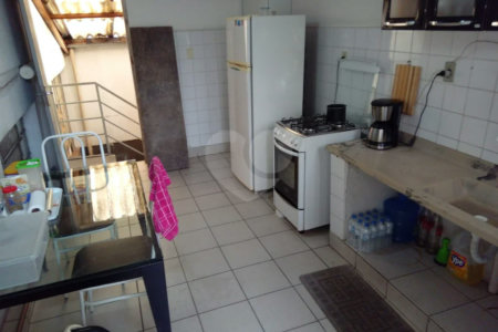 Prédio comercial 720m², 10 salas, 4 banheiros, à venda no centro de São Caetano do Sul