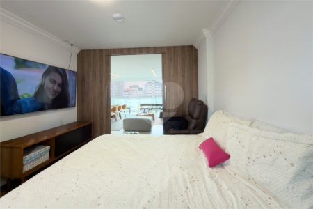 Apartamento com 205 metros no Campo Belo