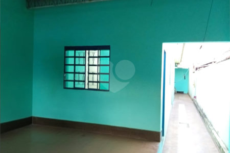 Casa 3 quartos Aracy 1