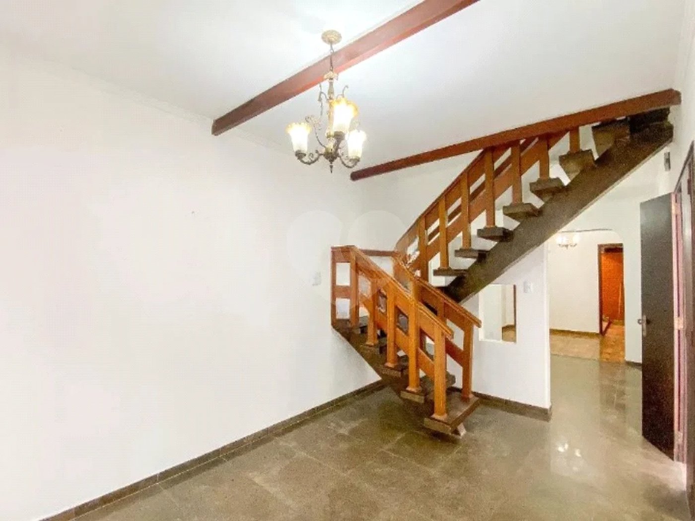 Sobrado com 400m² , 3 dormitórios , sendo 2 suítes , 3 vagas , à venda no centro de Santo André.