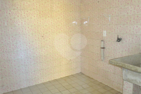 Sobrado Conservado na Saúde- 230m2 - 3 Quartos/1 Suíte/2 Vagas