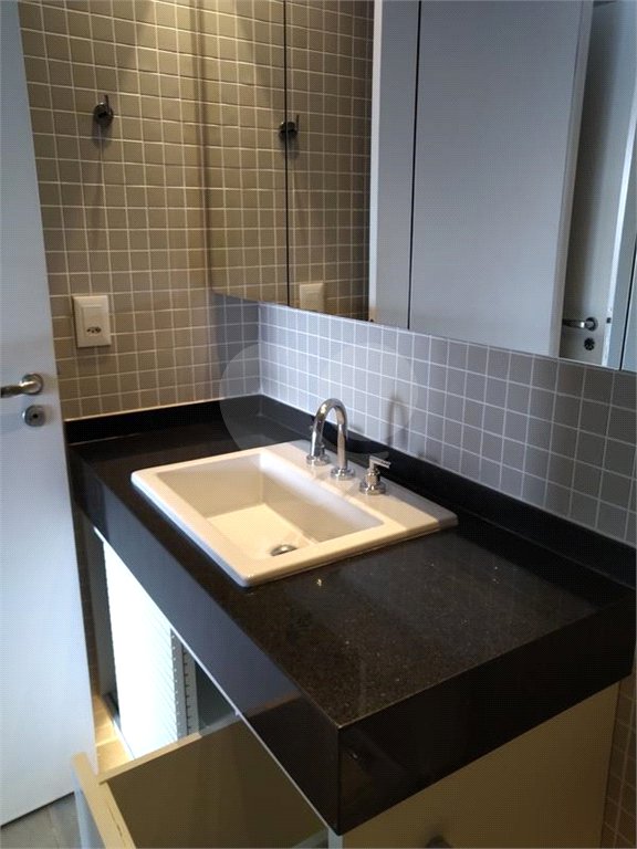 Apartamento para alugar com 1 suíte em Vila Nova Conceição, São Paulo, SP