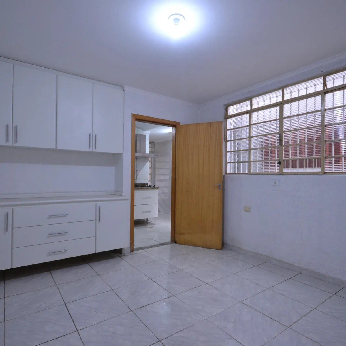 Sobrado à venda com 4 quartos em Jardim Trussardi, São Paulo - SP