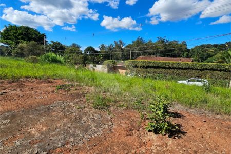 Terreno a venda em Atibaia