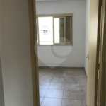 Sobrado à venda com 3 quartos em Vila Nivi, São Paulo, SP