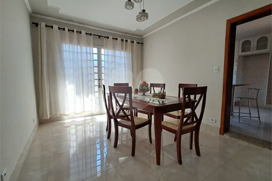 Casa à venda no bairro Castelinho, Piracicaba/SP.