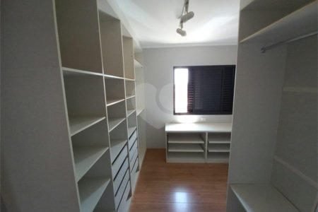 Duplex no Edifício Acapulco.