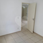 Apartamento no Condomínio Mont Royal.