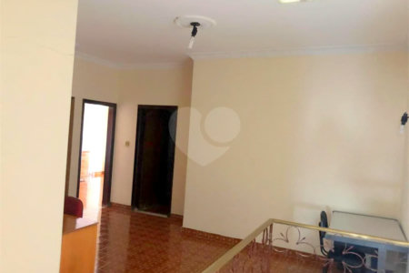 Lindo sobrado localizado na Mooca
