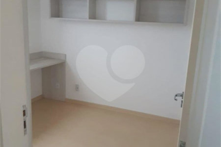 Apartamento no Ed. Residencial Spazio Mont Royal
