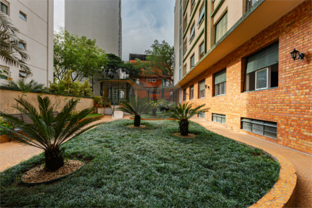Apartamento com 3 dormitórios para venda na Bela Vista