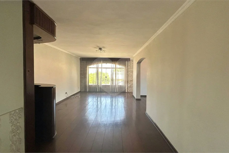 Venda Casa com 4 Dormitórios no Parque Santa Cecília