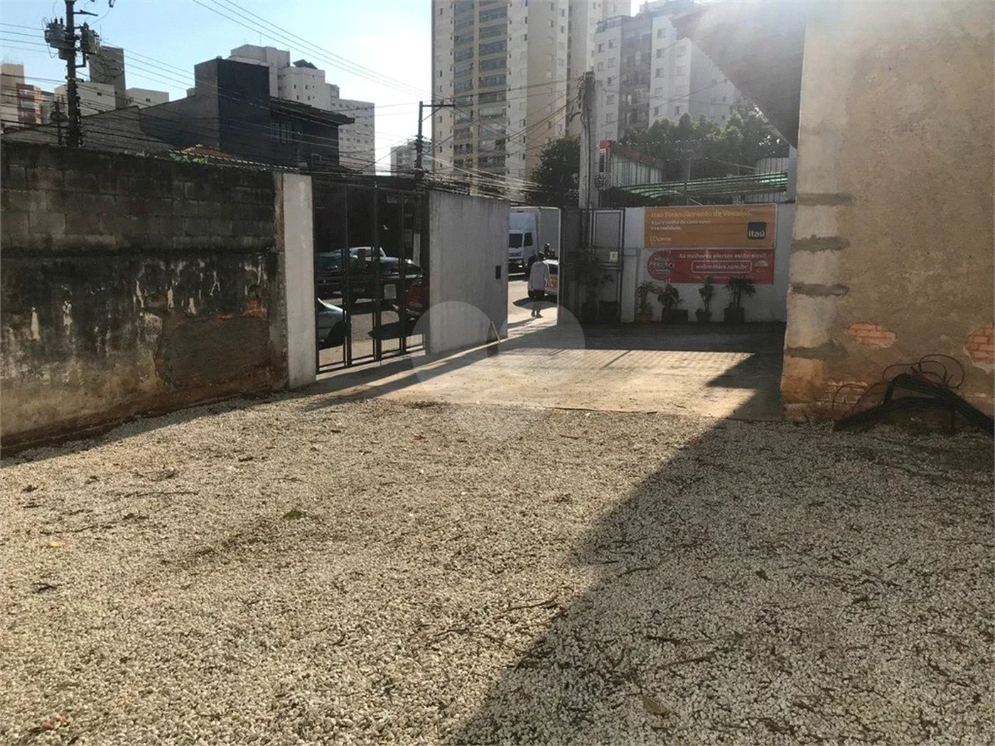 Excelente terreno em ótima localização. Venha fazer uma visita = 600M²