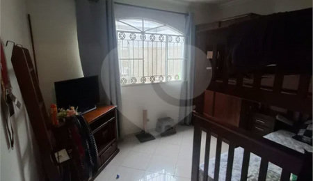Casa à venda com 4 quartos, sendo 1 suíte,  em Campo Grande, Rio de Janeiro, RJ