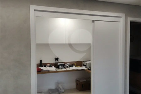 Apartamento à venda com 3 suítes em Vila Pompéia, São Paulo, SP