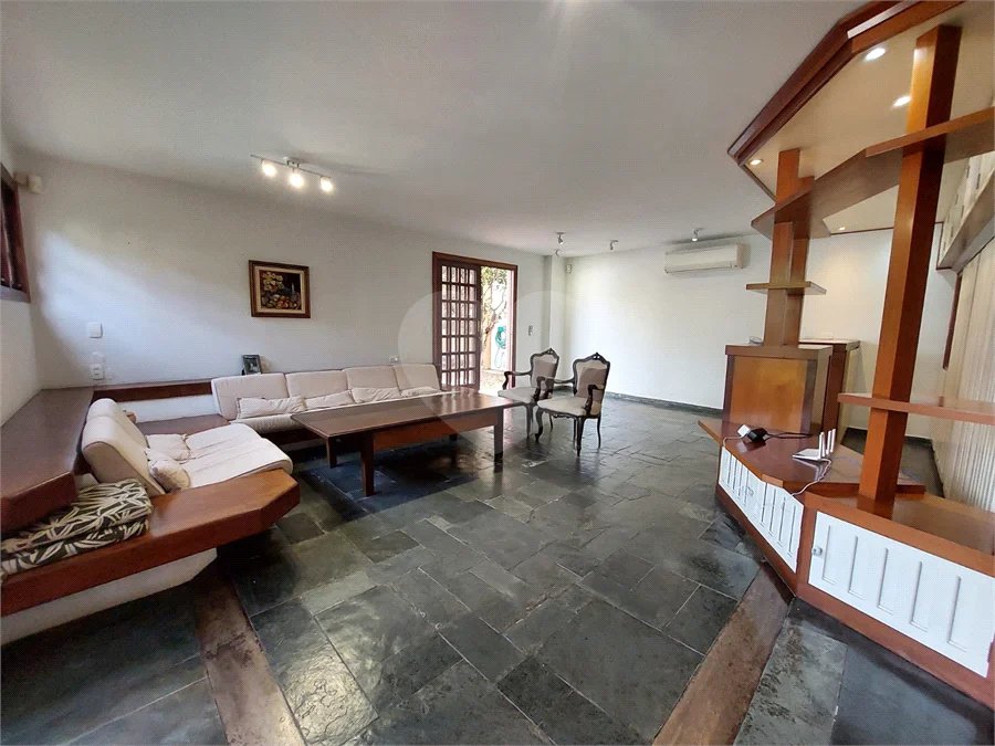 Elegância e conforto na melhor localização da City América!