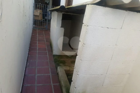 CASA TÉRREA PARA VENDA OU LOCAÇÃO COM 3 DORMITÓRIOS NO BOLSÃO DE INTERLAGOS