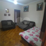 Casa + salão comercial na Vila Vista Alegre