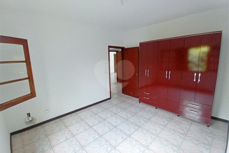 Casa a Venda no Condomínio Vista Alegre - Café em Vinhedo/SP