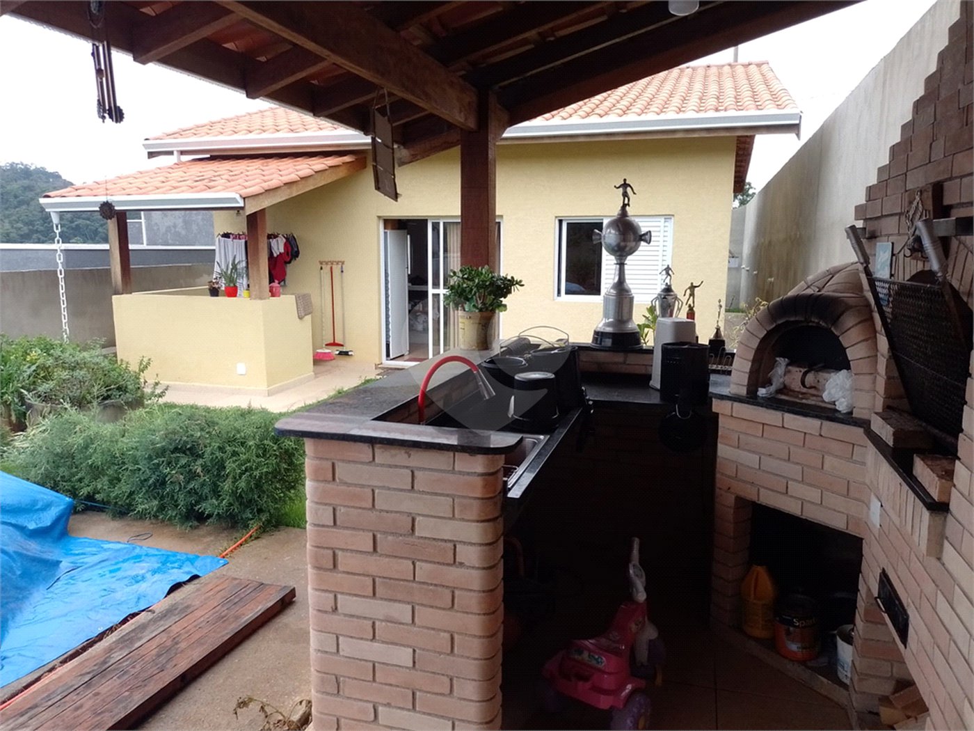 Casa á venda em Atibaia - SP