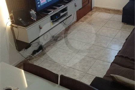Apartamento com 80m² , 2 dormitórios , sendo 1 suíte , 1 vaga , à venda na Vila Tibiriça , em Santo André.