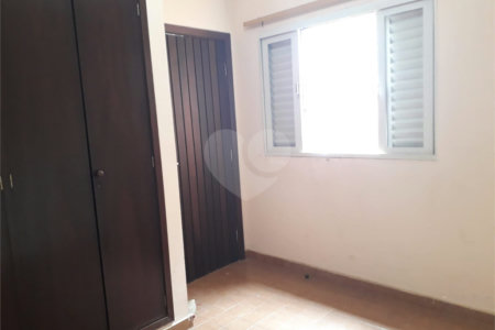 Casa de 3 andares à Venda no Jardim Cardinalli