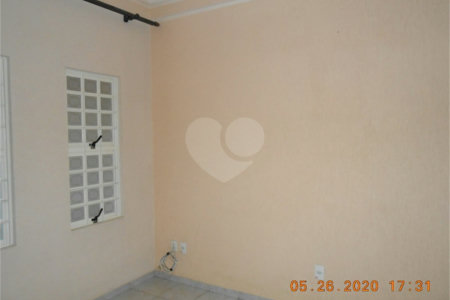 Casa à venda – Jardim Tangará