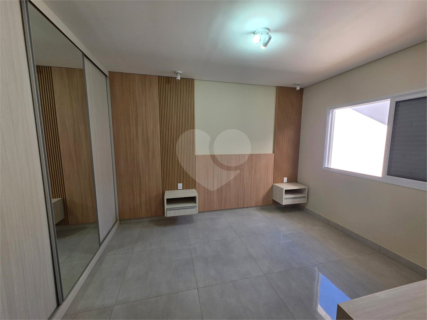 Casa no Village Damha III, 3 quartos 2 suítes