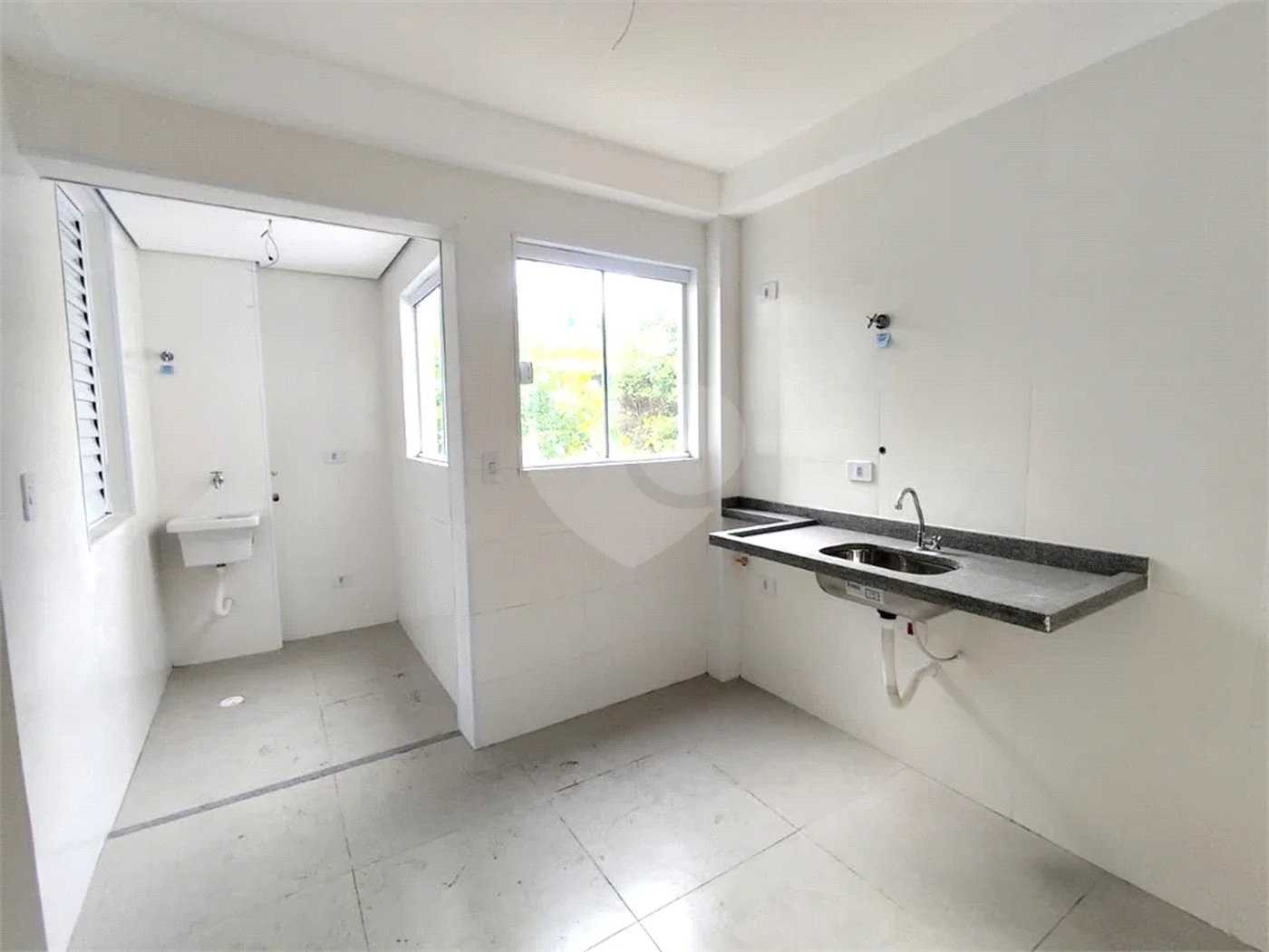 Apartamento com 2 dormitórios à venda, 37 m² por R$ 245.000 - Vila Alpina - São Paulo/SP