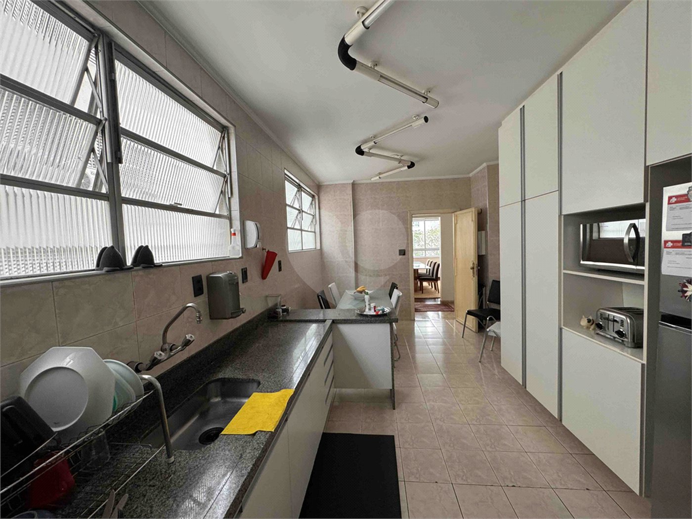Elegância e conforto. Apartamento exclusivo de 250m2 em Higienópolis, um por andar.