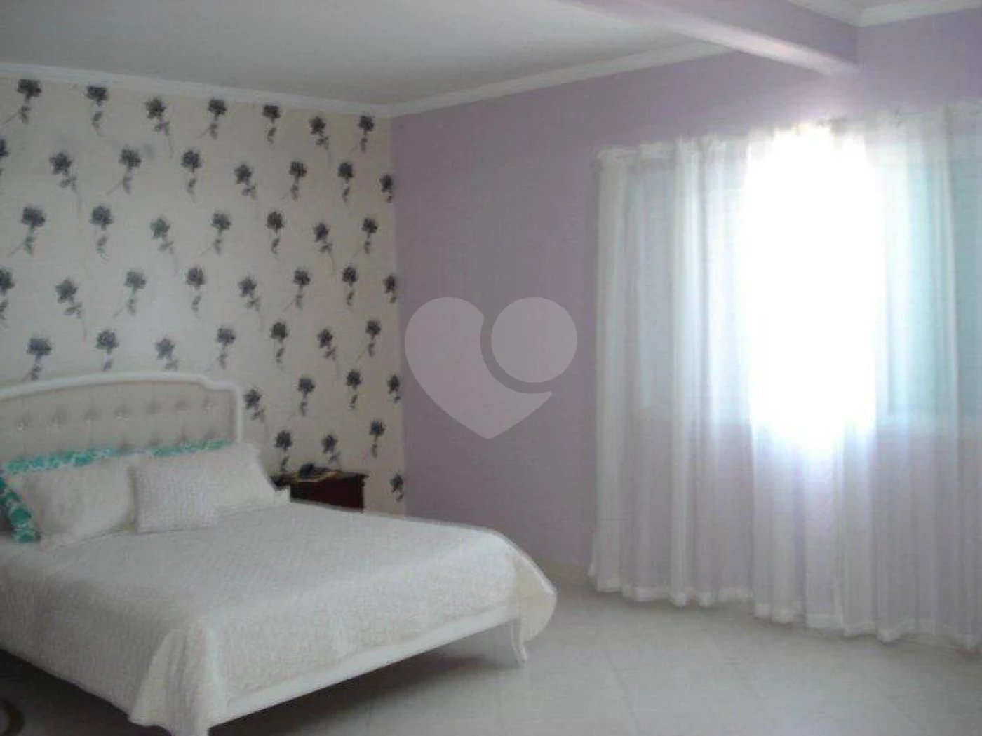 OPORTUNIDADE SOBRADO 3 Dormitórios. Ótima Localização e Fácil Acesso.